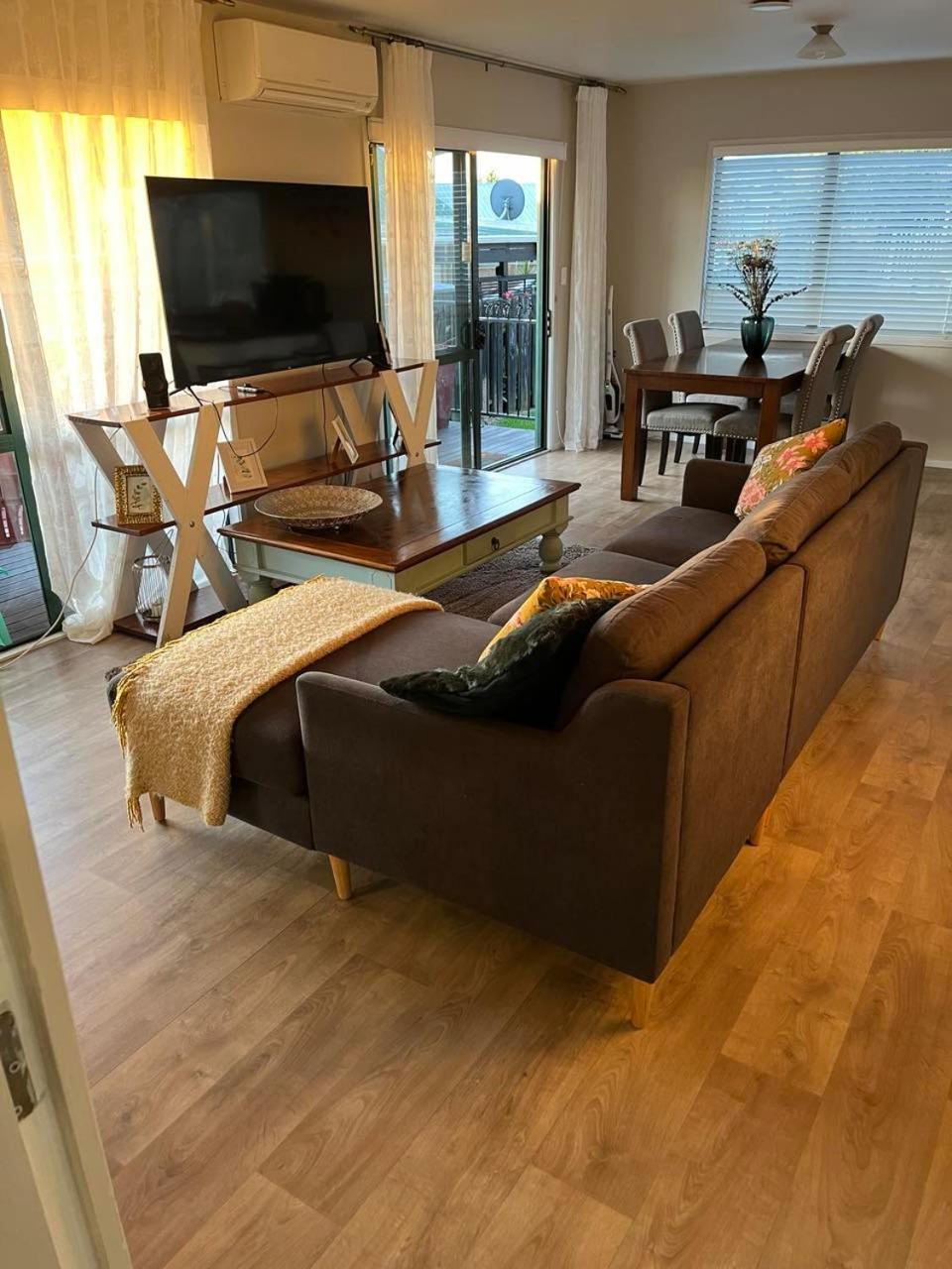Cozy Corner Villa Thames Exteriör bild
