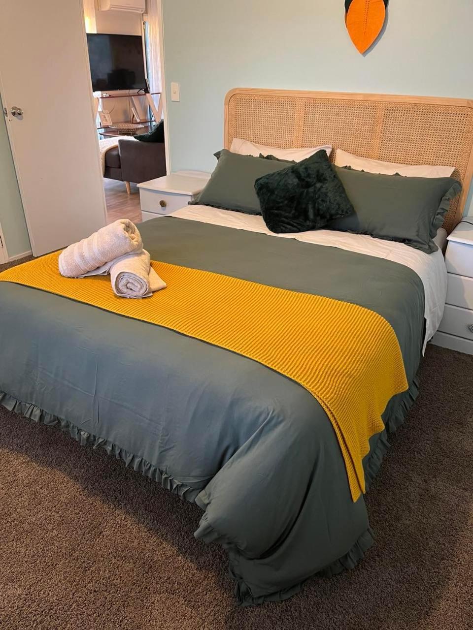Cozy Corner Villa Thames Exteriör bild